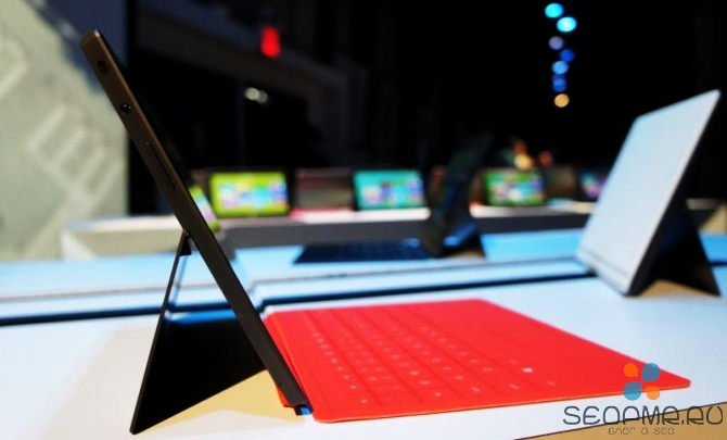 Microsoft Surface с уникальной тач-крышкой